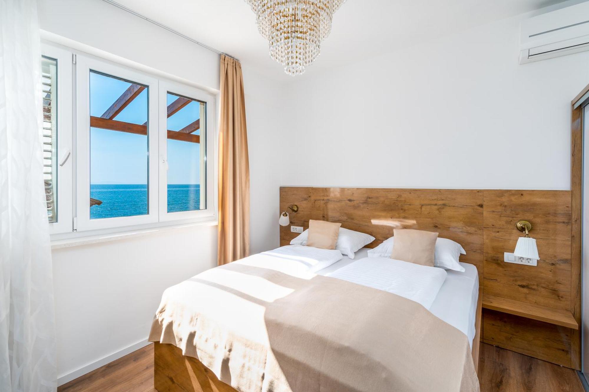 Rooms Vedrana (Adults Only) بودْسْتغانا الغرفة الصورة