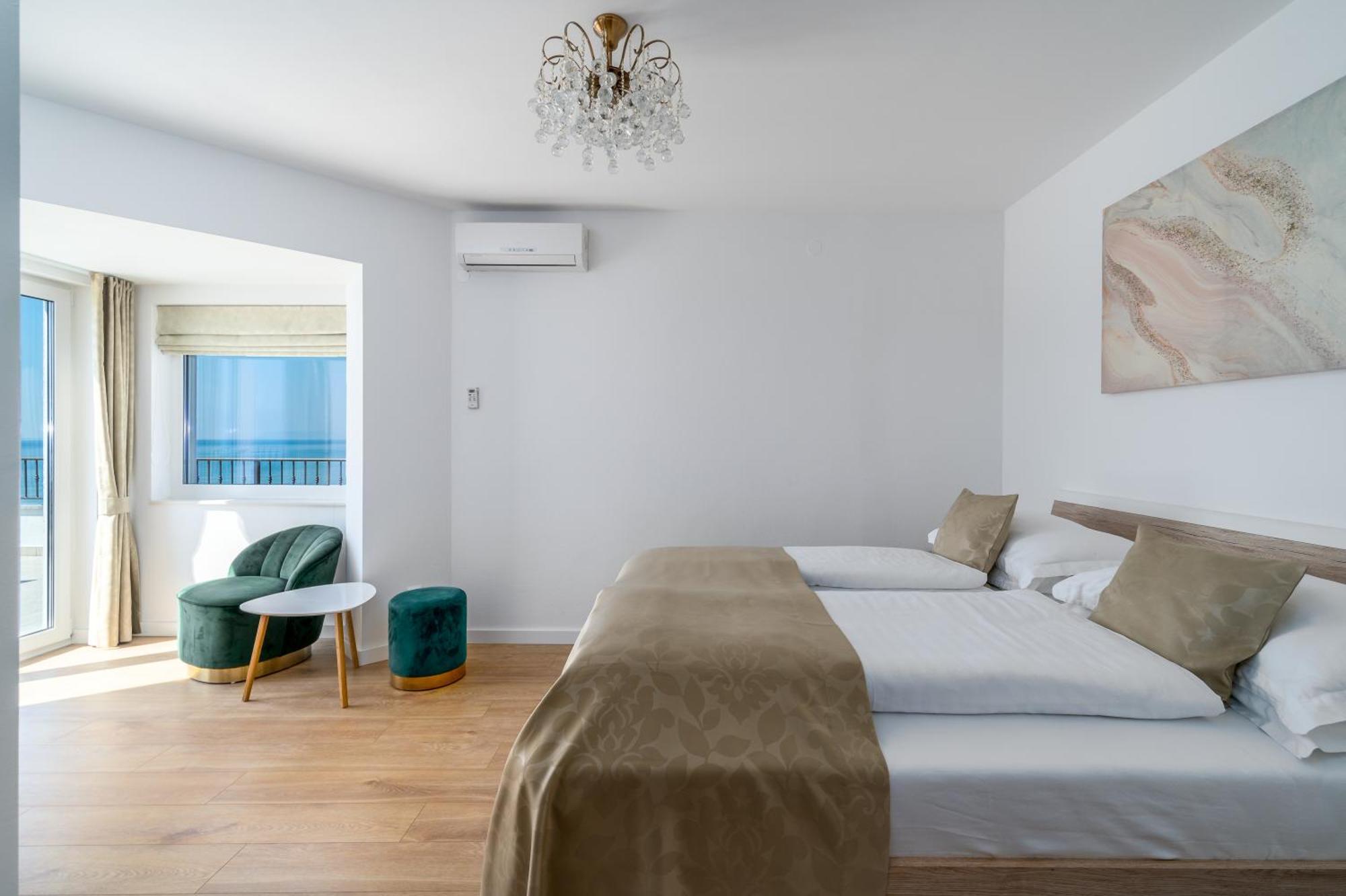 Rooms Vedrana (Adults Only) بودْسْتغانا الغرفة الصورة