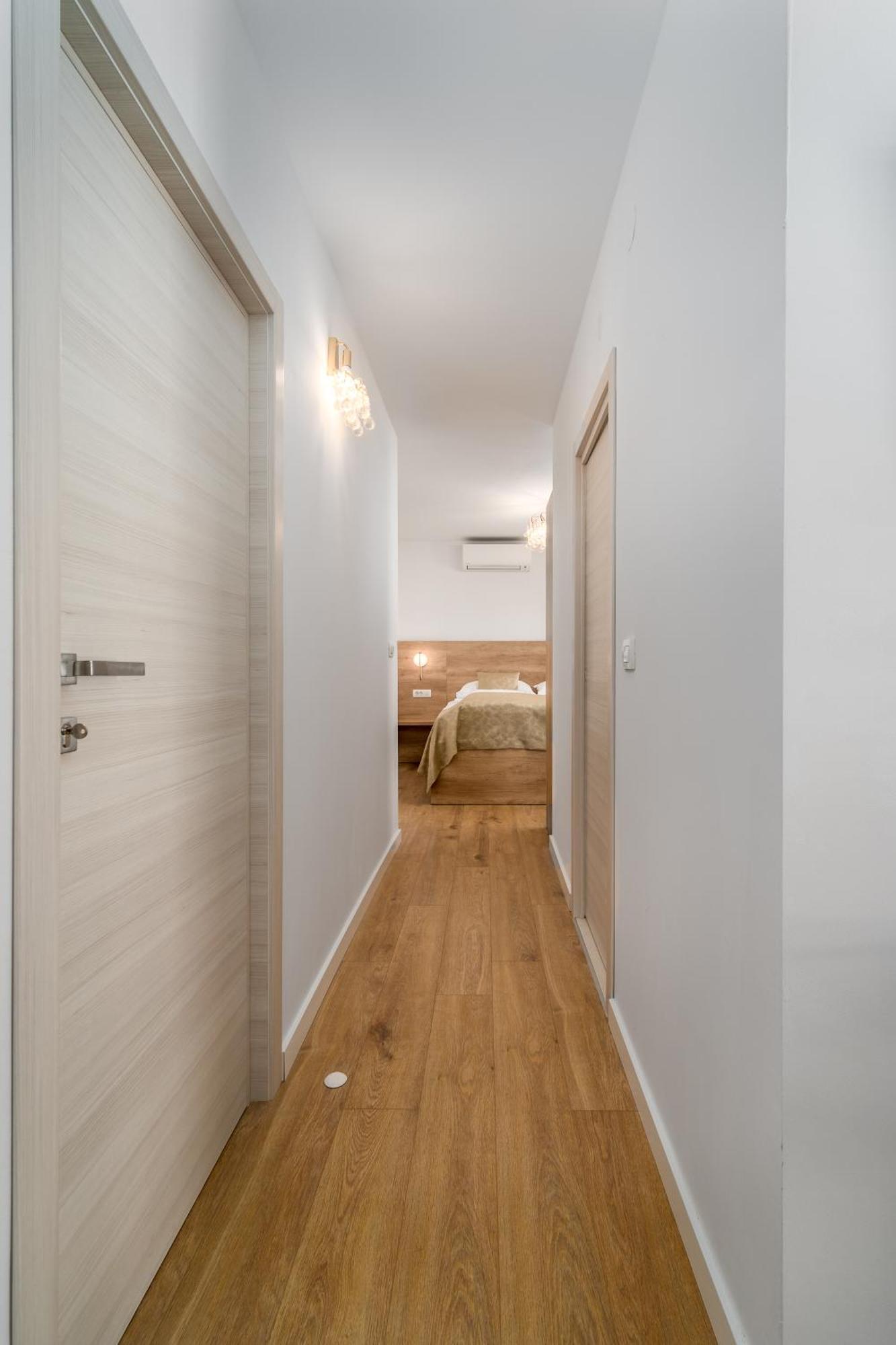 Rooms Vedrana (Adults Only) بودْسْتغانا الغرفة الصورة