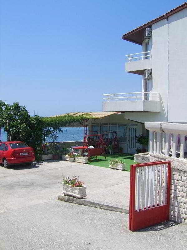Rooms Vedrana (Adults Only) بودْسْتغانا المظهر الخارجي الصورة